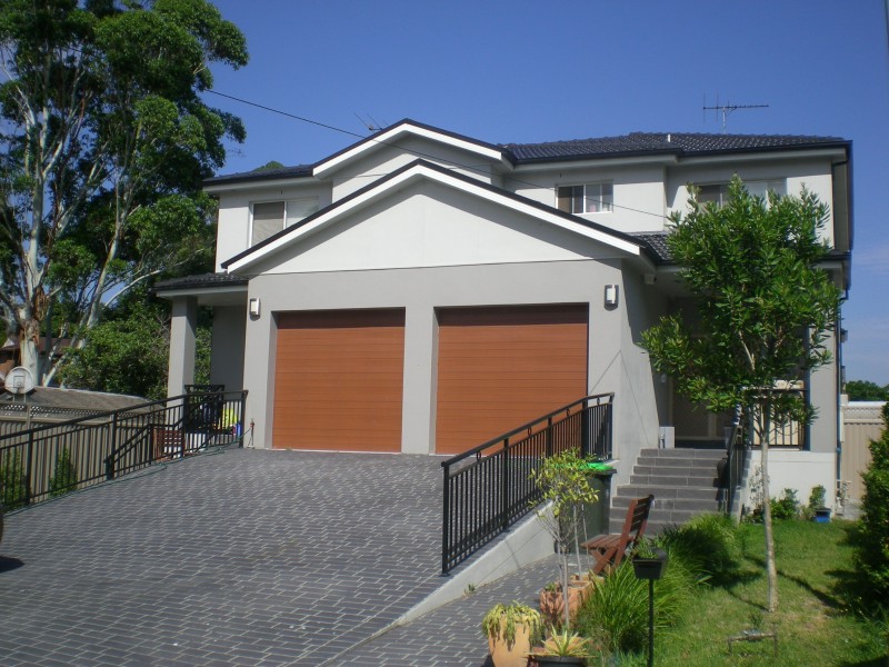 4 Pine, Earlwood NSW 2206