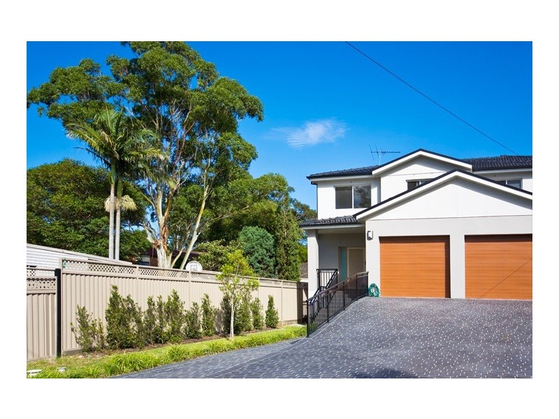 2/4 Pine Ave, Earlwood NSW 2206