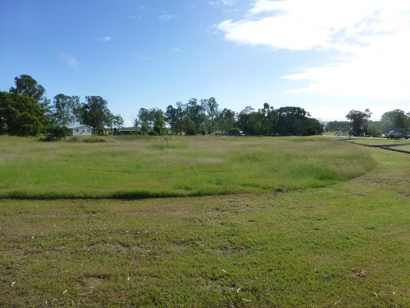 11 & 21 ISIS HIGHWAY & CAROLINE STREET, Biggenden QLD 4621