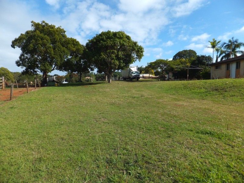 16 TAYLOR STREET, Childers QLD 4660