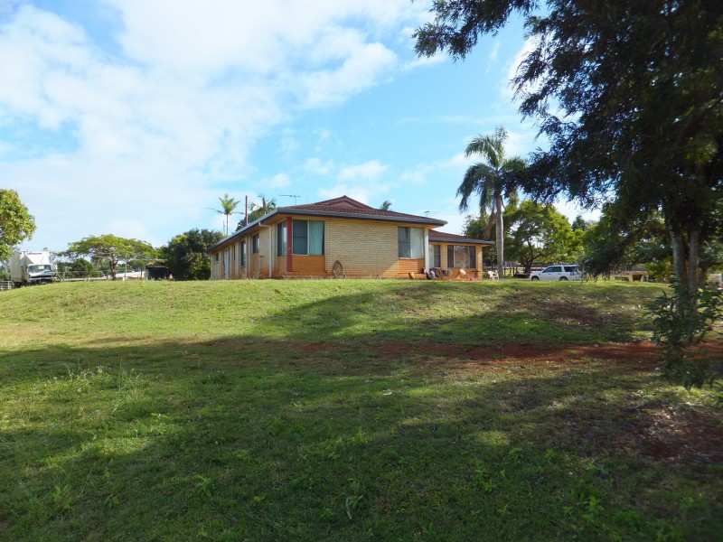 16 TAYLOR STREET, Childers QLD 4660