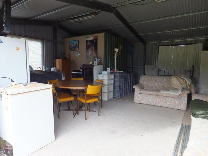 21 HULL STREET, Buxton QLD 4660