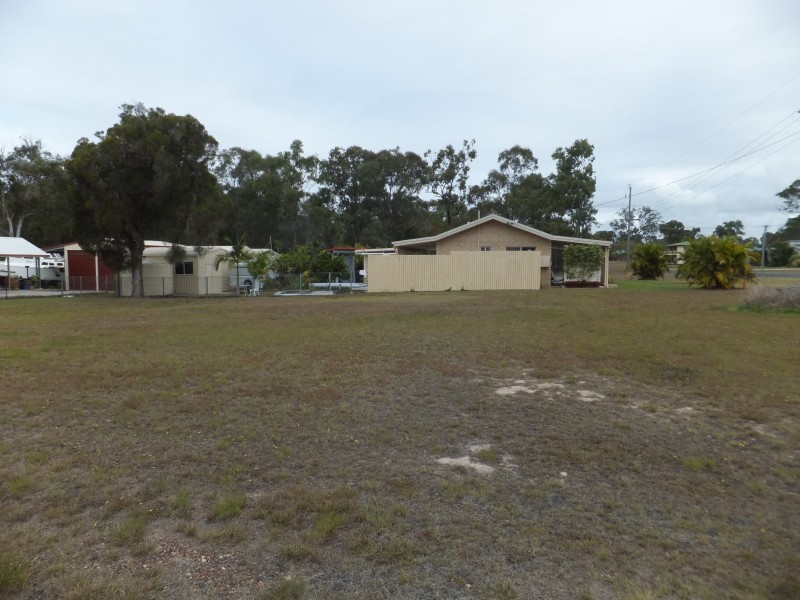 32 GREGORY STREET, Buxton QLD 4660