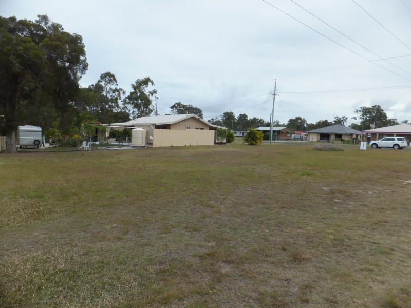 32 GREGORY STREET, Buxton QLD 4660