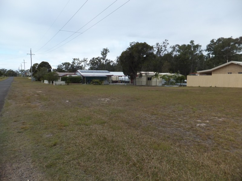 32 GREGORY STREET, Buxton QLD 4660