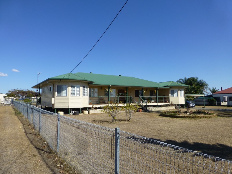 1 MCKENZIE STREET, Biggenden QLD 4621
