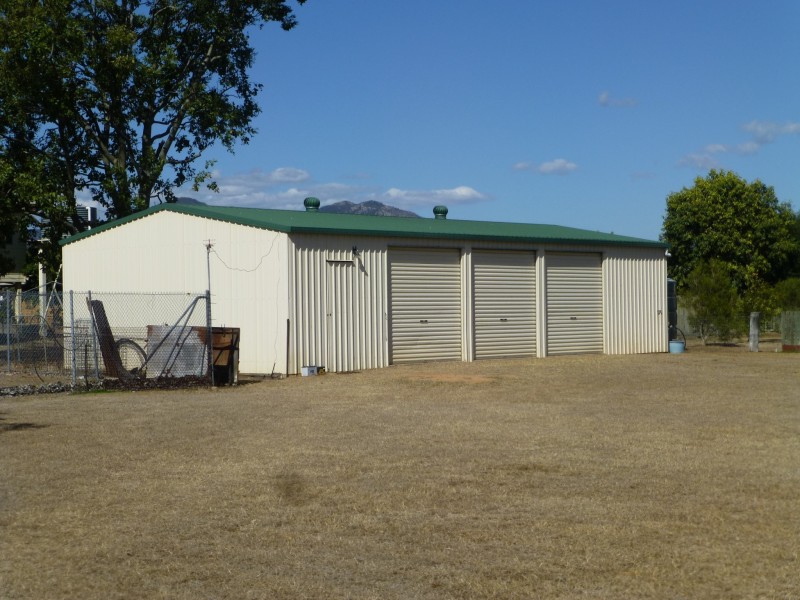 1 MCKENZIE STREET, Biggenden QLD 4621