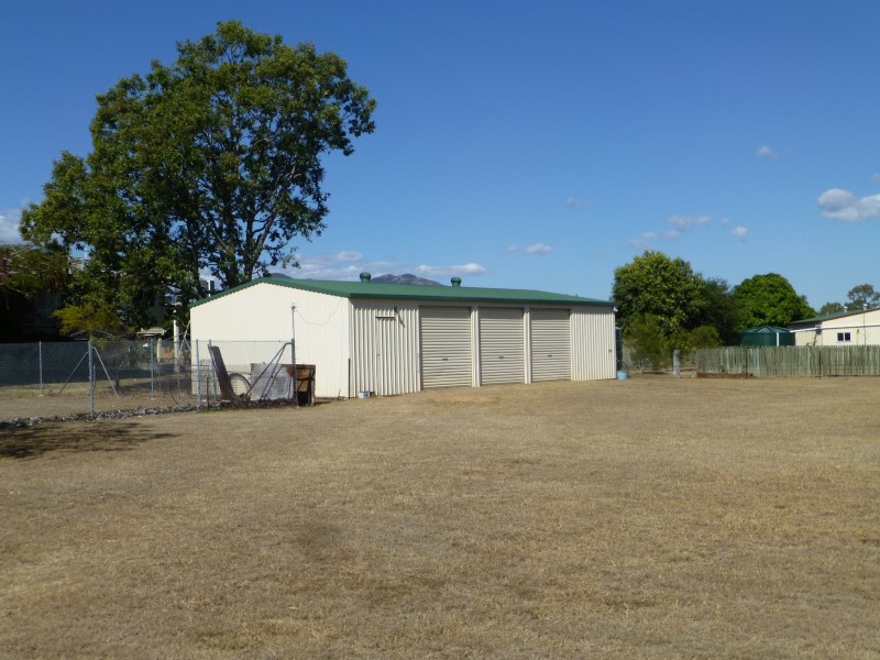 1 MCKENZIE STREET, Biggenden QLD 4621