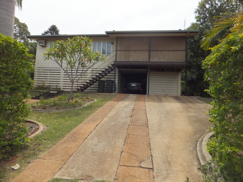 10 ELIZABETH STREET, Childers QLD 4660