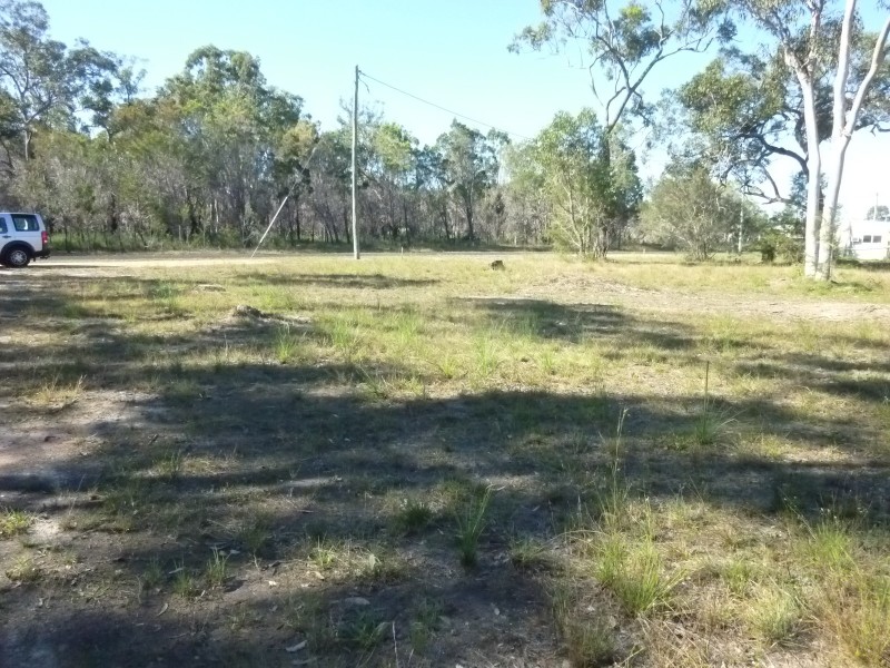 17 SMITH STREET, Buxton QLD 4660