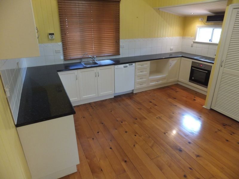 37 NELSON STREET, Childers QLD 4660