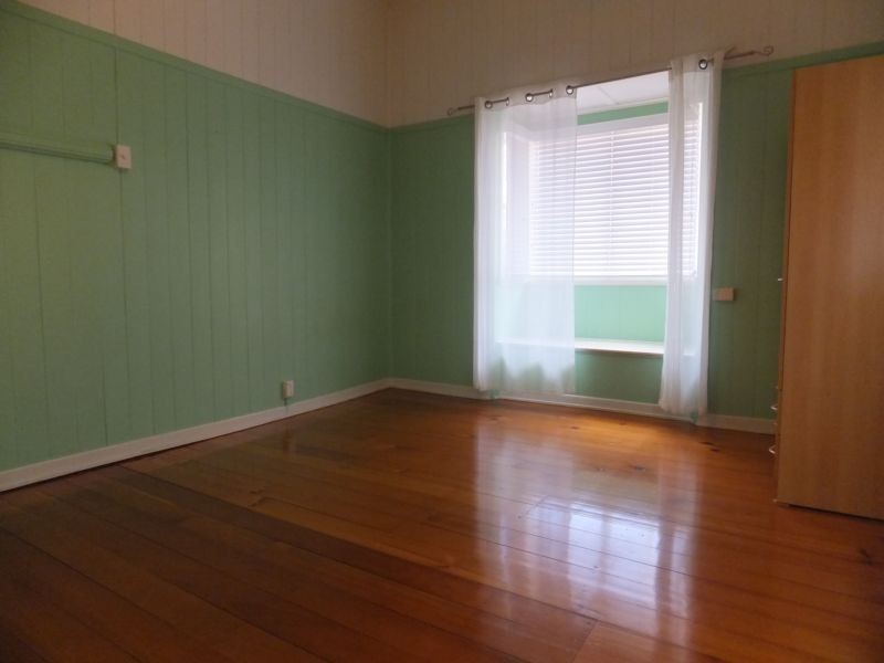 37 NELSON STREET, Childers QLD 4660