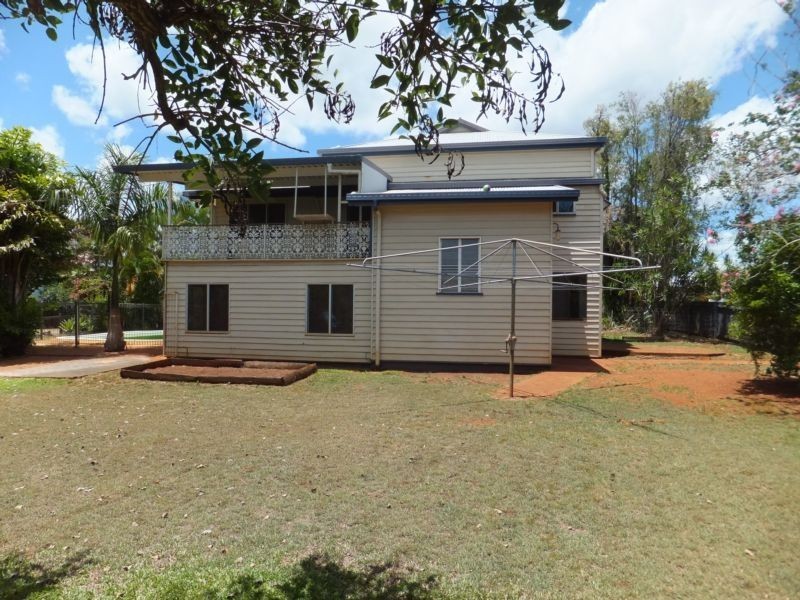 37 NELSON STREET, Childers QLD 4660