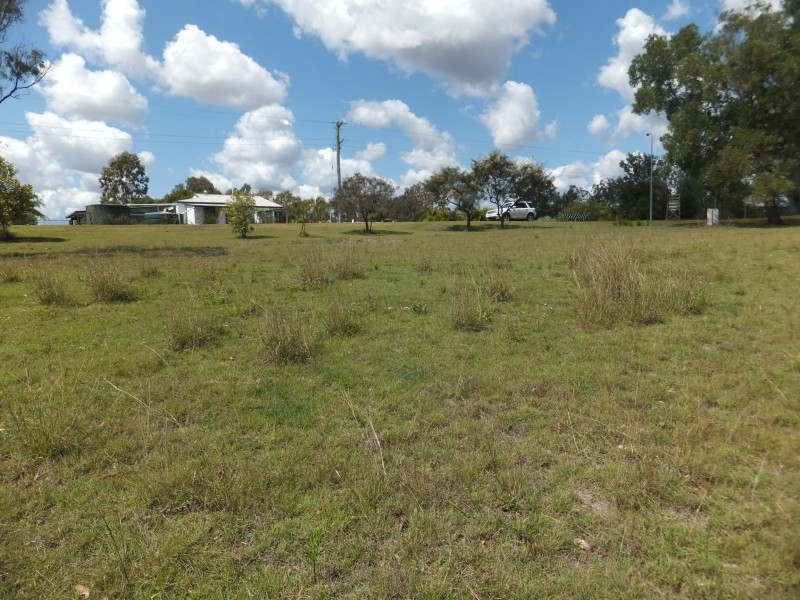 1 LISTER STREET, Apple Tree Creek QLD 4660