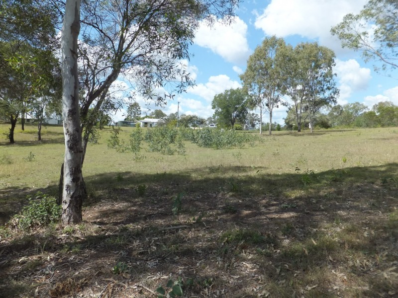 1 LISTER STREET, Apple Tree Creek QLD 4660