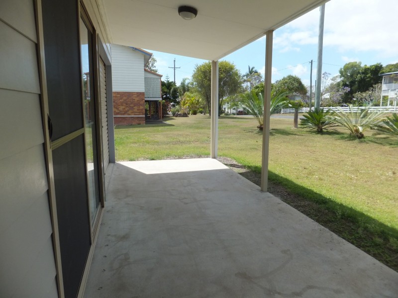 10 HUME STREET, Buxton QLD 4660