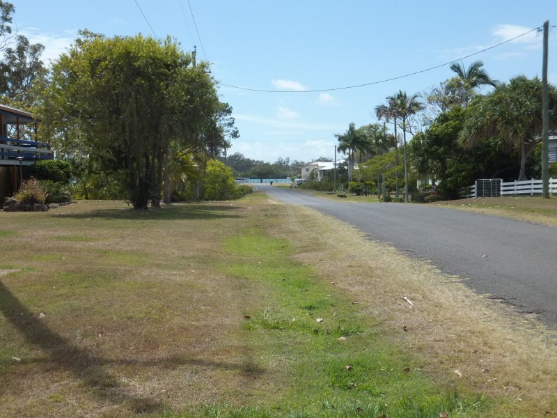 10 HUME STREET, Buxton QLD 4660