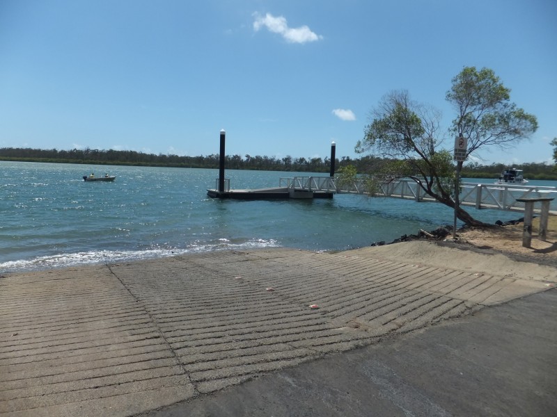 10 HUME STREET, Buxton QLD 4660