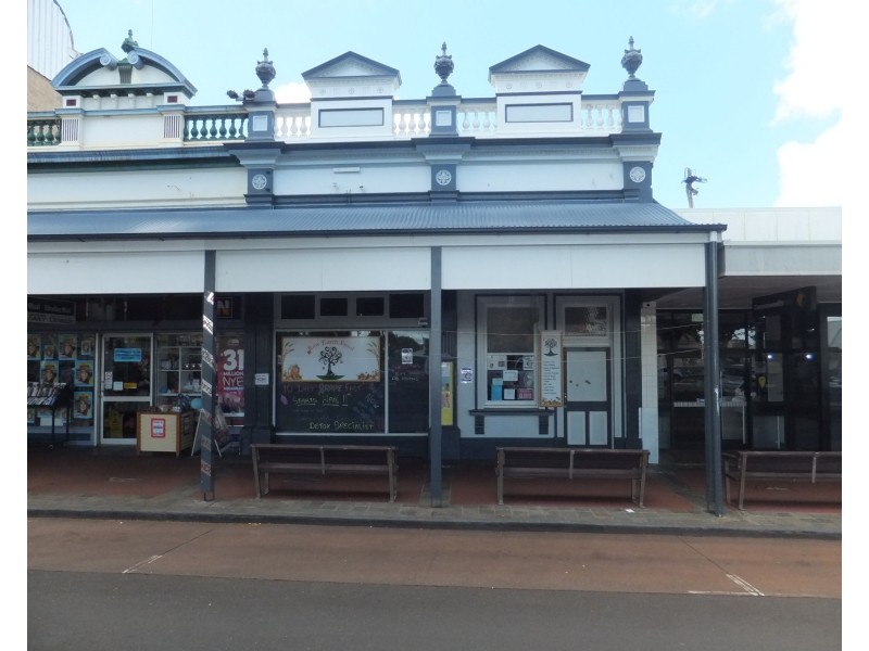 94 CHURCHILL STREET, Childers QLD 4660