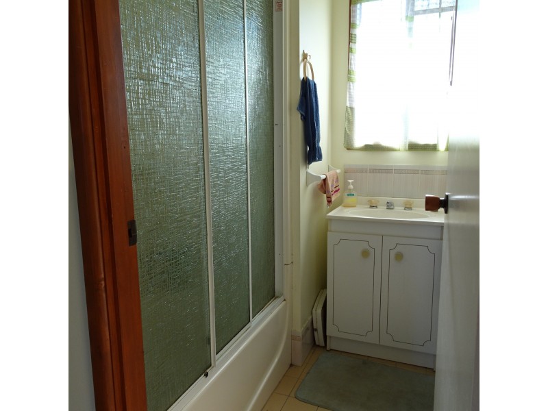 2 WATKINS STREET, Buxton QLD 4660