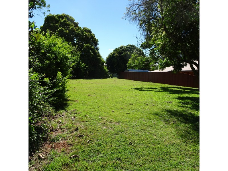 2A NEW STREET, Childers QLD 4660