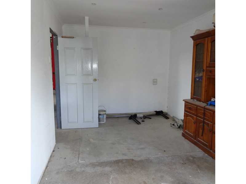 1 NOEL STREET, Childers QLD 4660