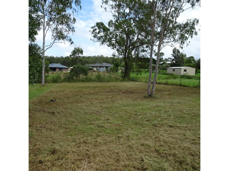 18 WALLACE STREET, Apple Tree Creek QLD 4660