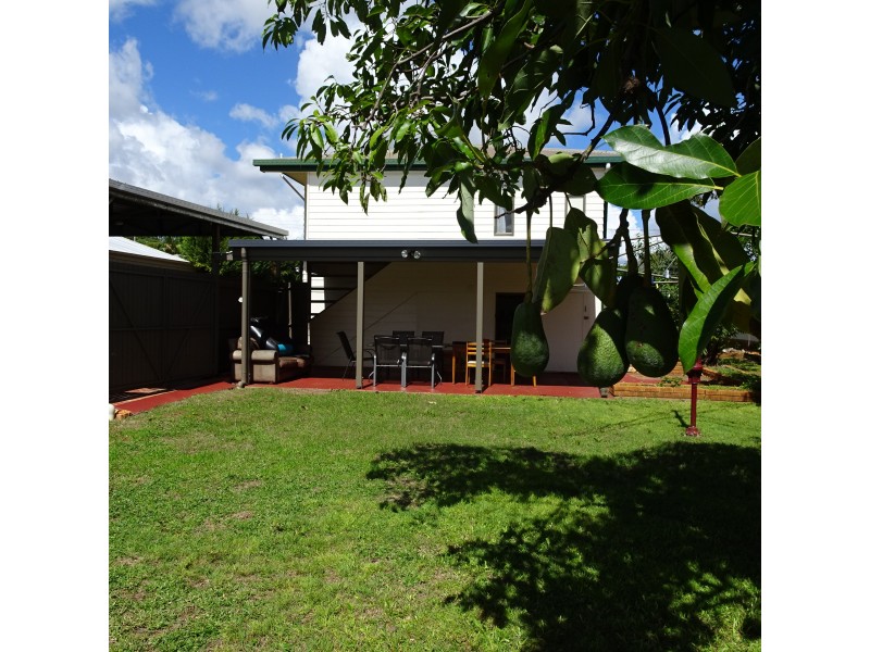 5 PIZZEY STREET, Childers QLD 4660