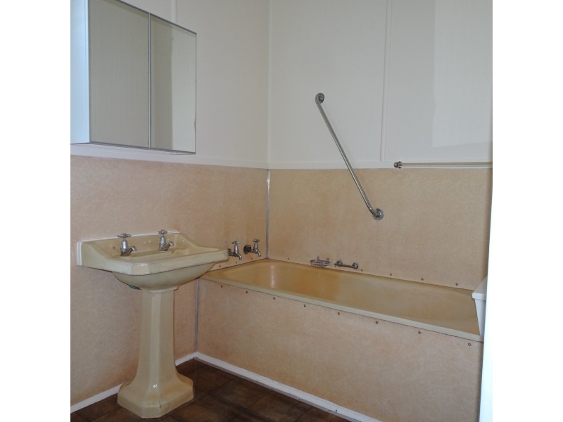 27 CLAYTONS ROAD, Cordalba QLD 4660