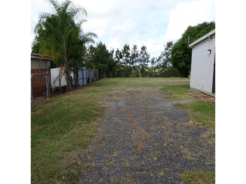 218 CHURCHILL STREET, Childers QLD 4660