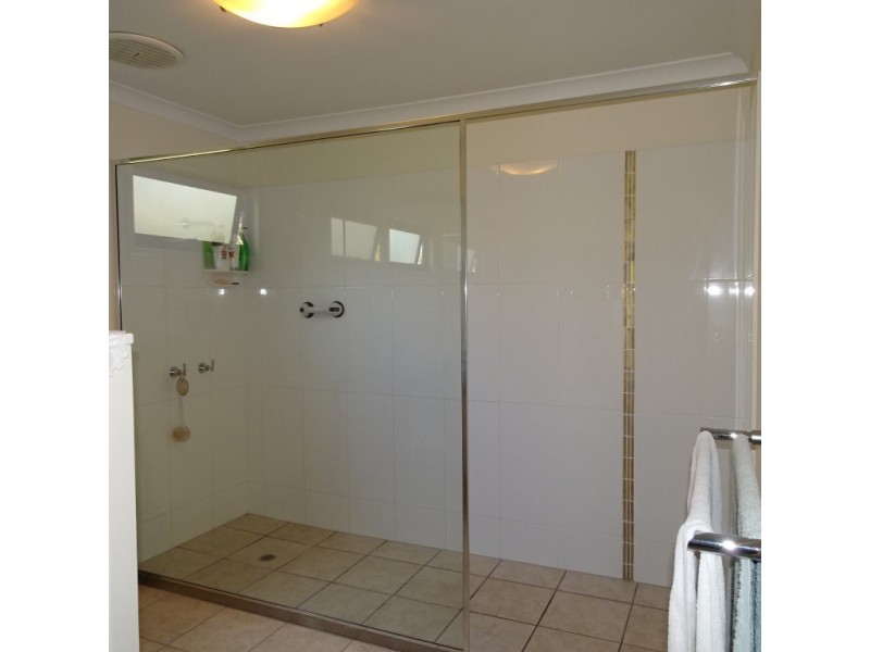 16 MELALEUCA COURT, Redridge QLD 4660