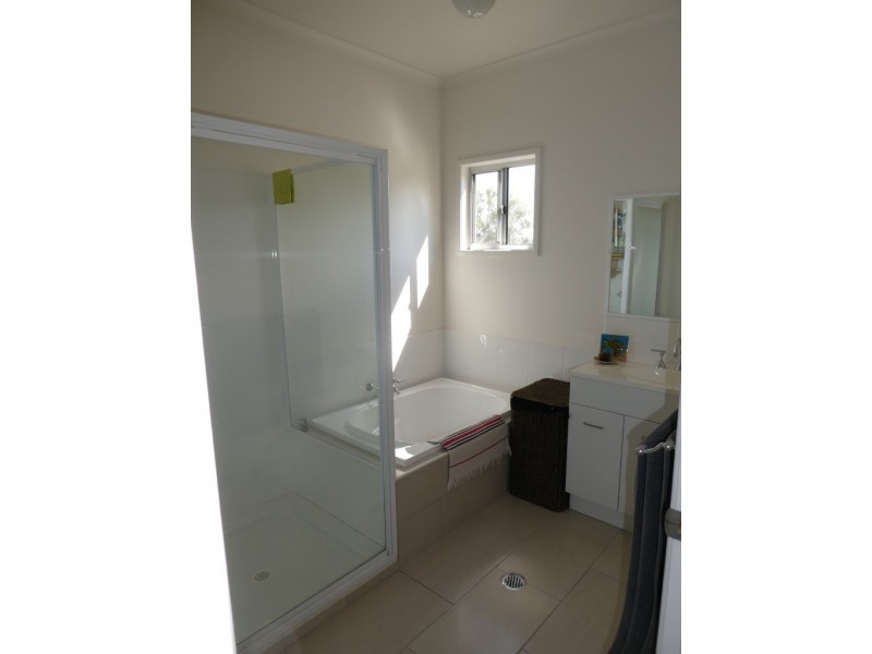 10825 ISIS HIGHWAY, Biggenden QLD 4621