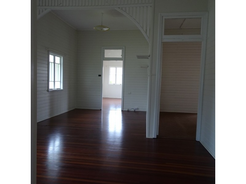 18 WEST STREET, Childers QLD 4660