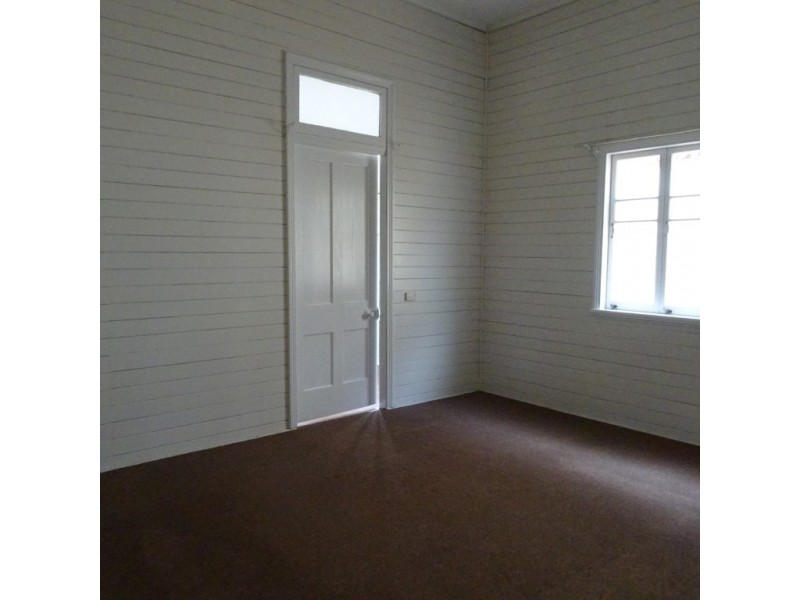 18 WEST STREET, Childers QLD 4660