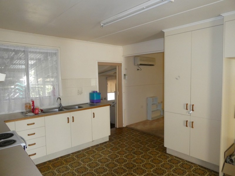 32 VICTORIA STREET, Biggenden QLD 4621