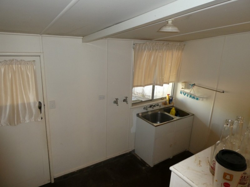 32 VICTORIA STREET, Biggenden QLD 4621