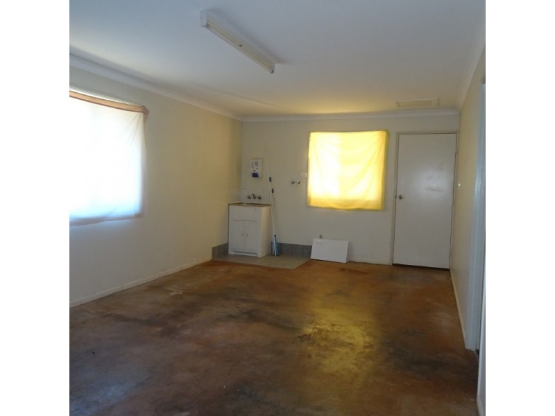 65 Thompson Road, Childers QLD 4660