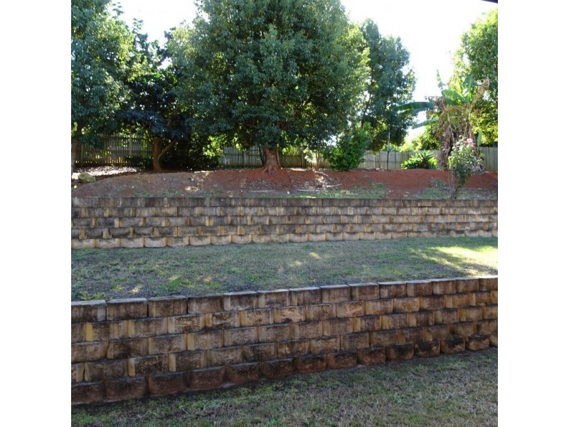 65 Thompson Road, Childers QLD 4660