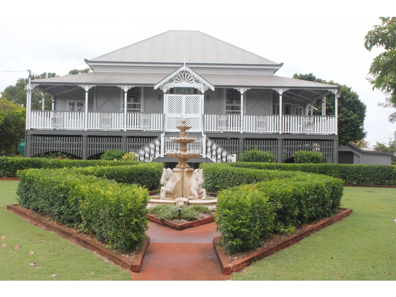 38 North Street, Childers QLD 4660