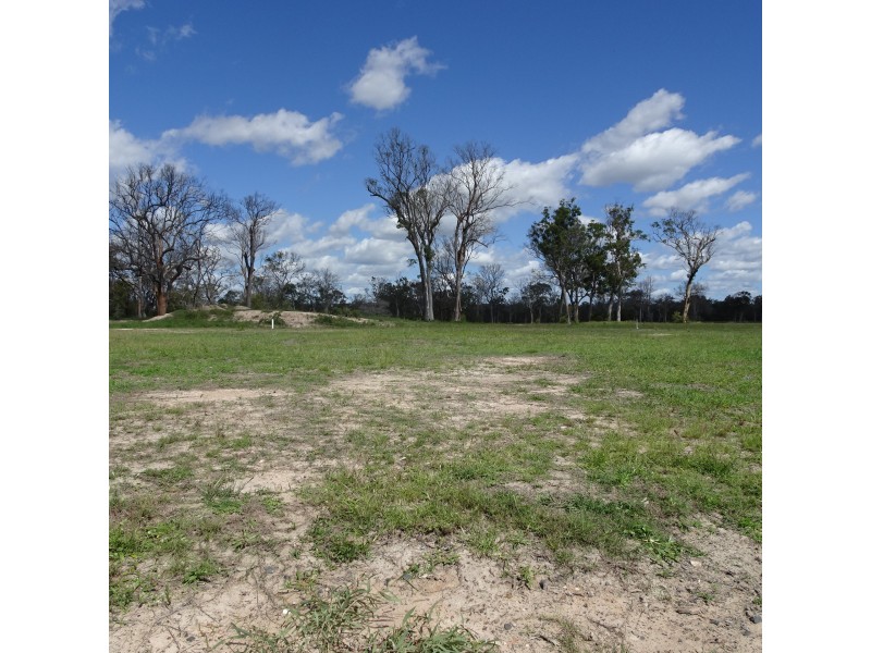 14 Green Court, Buxton QLD 4660