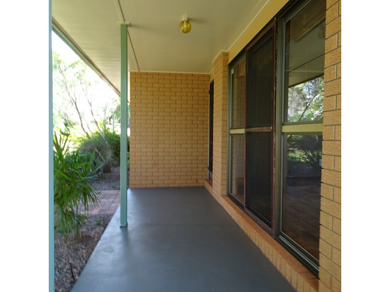 27 Elizabeth Street, Childers QLD 4660