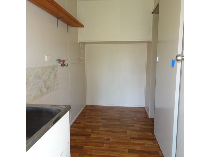 27 Elizabeth Street, Childers QLD 4660