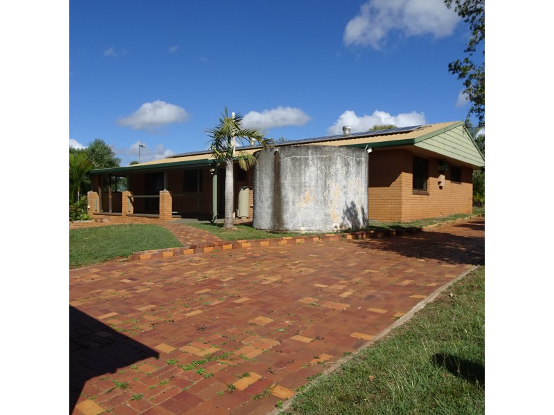 27 Elizabeth Street, Childers QLD 4660