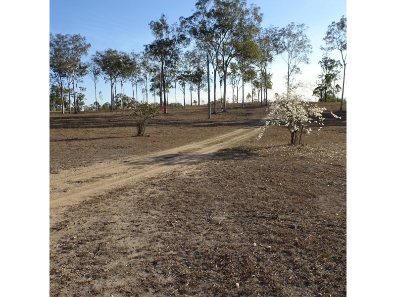 558 RAILWAY ROAD, Booyal QLD 4671