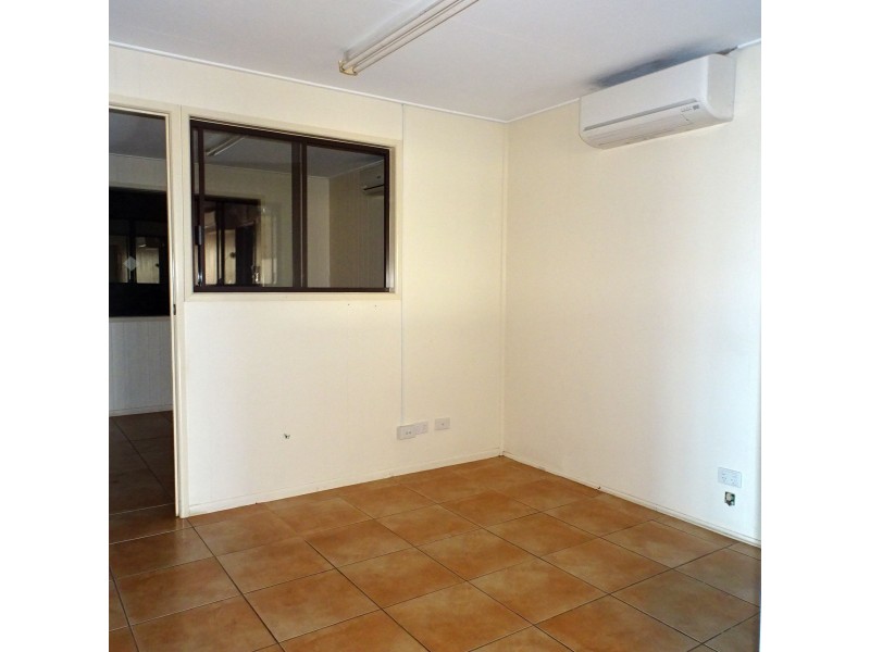 28684 BRUCE HIGHWAY, Childers QLD 4660