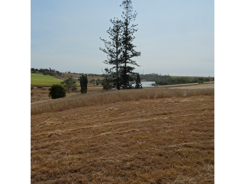 22 SOUTH ISIS ROAD, South Isis QLD 4660