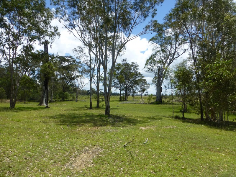 27369 BRUCE HIGHWAY, Isis River QLD 4660