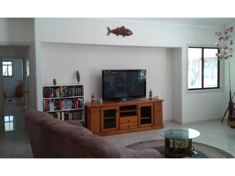 27369 BRUCE HIGHWAY, Isis River QLD 4660