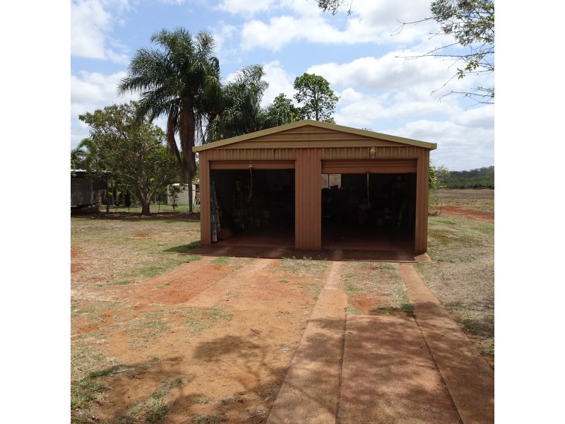 1 HINKLER STREET, Childers QLD 4660