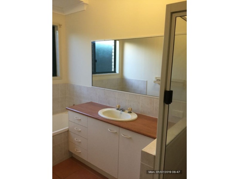 11 McIlwraith Street, Childers QLD 4660